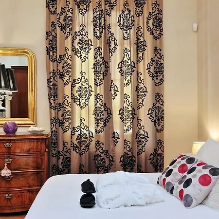 Апартаменты Luxury To Spanish Steps Рим