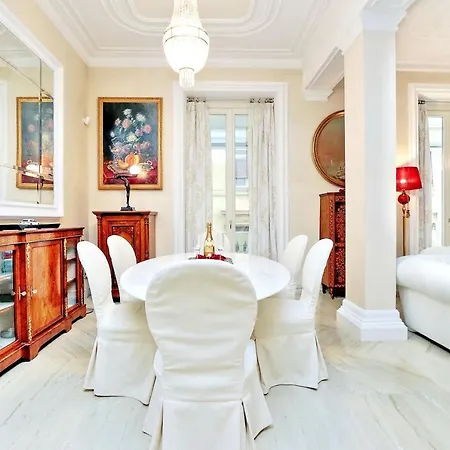 Luxury To Spanish Steps Daire